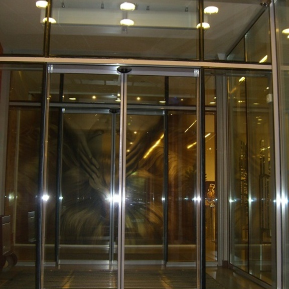 г. Москва, 4-ый Голутвинский переулок, Офисное здание Лореаль-4